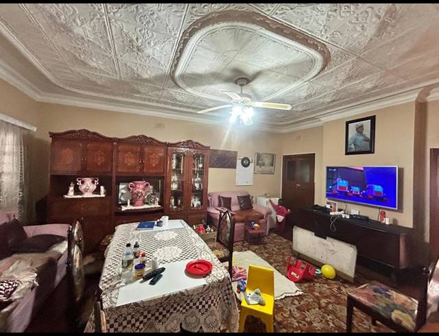 8 BEDROOM HOUSE FOR SALE IN SPRINGS CENTRAL